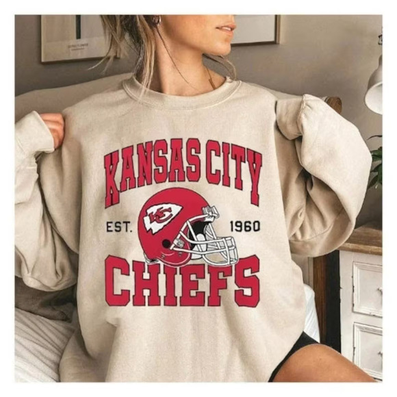 Gildan Other - Vintage Kansas City Football Sweatshirt Football Sweatshirts Kansas City